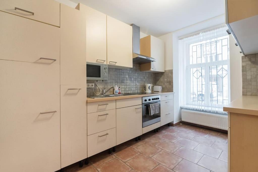 Spacious Central Apartment Wien Exteriör bild