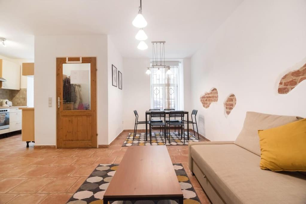 Spacious Central Apartment Wien Exteriör bild